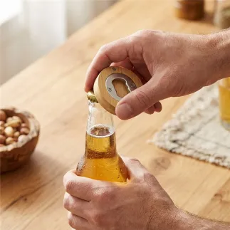 Abrebotellas de Madera Fútbol Match Day | Lovely Story
